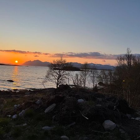 Midnattsolveien 3158,Sommarhusstrand Laukvik Lofoten Norway Экстерьер фото