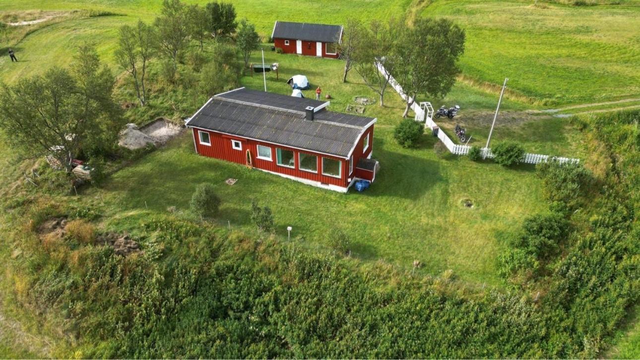 Midnattsolveien 3158,Sommarhusstrand Laukvik Lofoten Norway Экстерьер фото