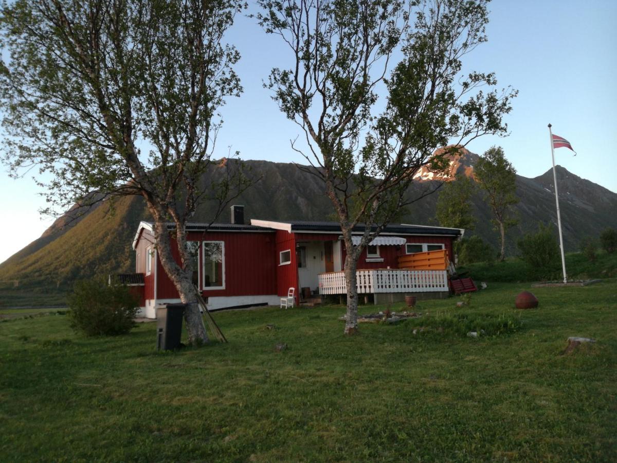 Midnattsolveien 3158,Sommarhusstrand Laukvik Lofoten Norway Экстерьер фото